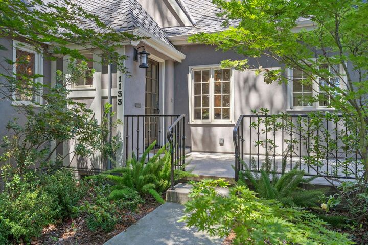 Property Photo:  1133 Vallejo Way  CA 95818 