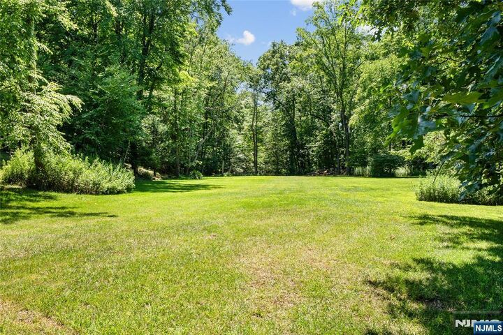 Property Photo:  44 Morgan Drive  NJ 07461 