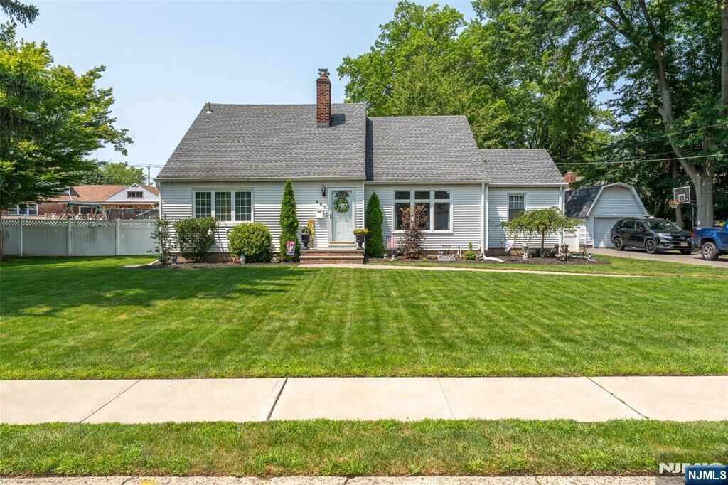Property Photo:  800 Asbury Street  NJ 07646 