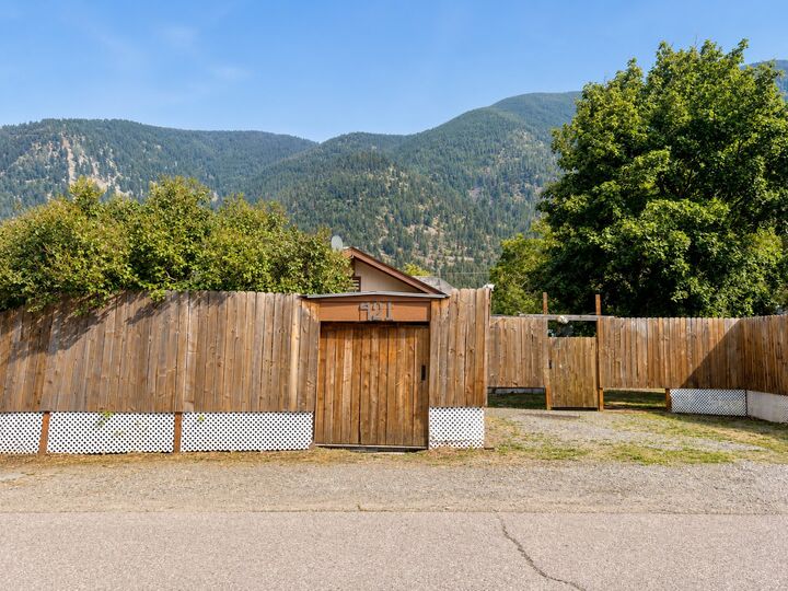 Property Photo: 421 Montana Avenue MT 59802