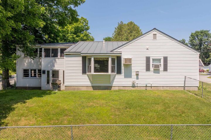 Property Photo: 9 Placid Square NH 03766