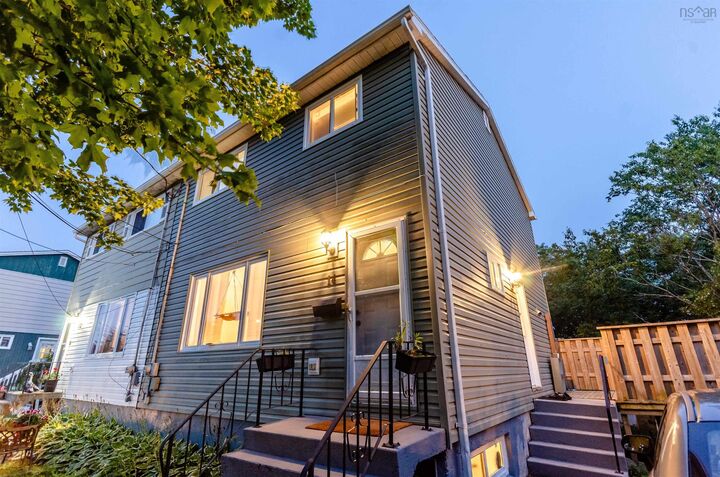 14 Huntingdon Drive — photo 1