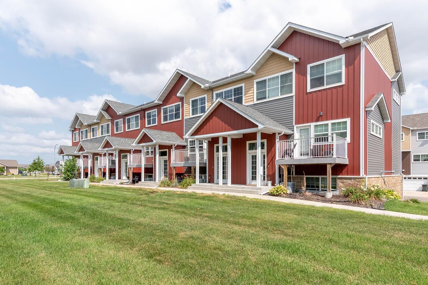 Property Photo: 3025 Bluestem Trail MN 56001