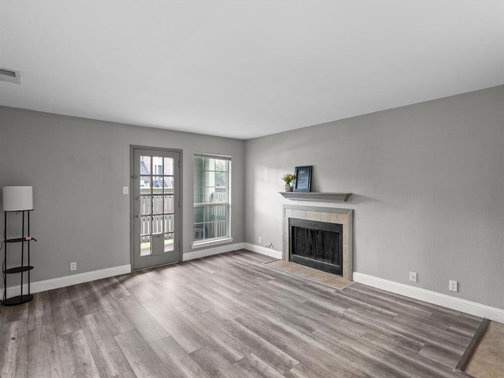 Property Photo:  5981 Arapaho Road 303  TX 75248 