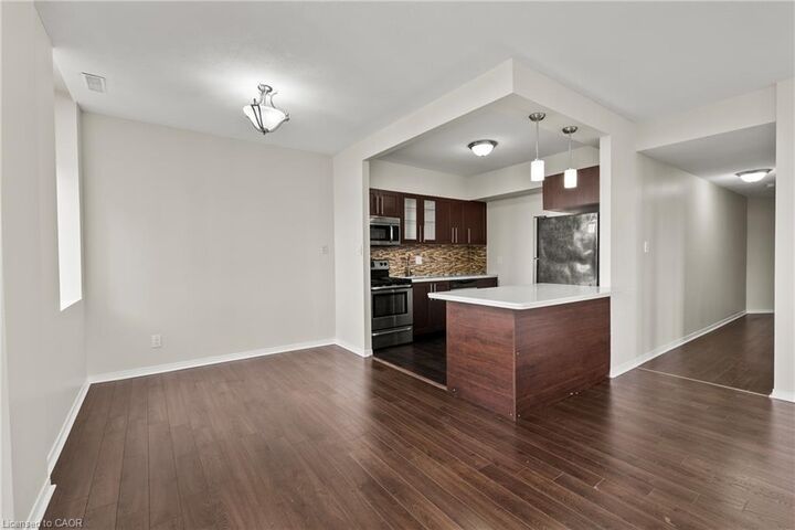 Property Photo:  36 James Street S 1402  ON L8P 4W4 