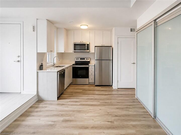 Property Photo:  25 Palace Street Q24  ON N2E 3M6 