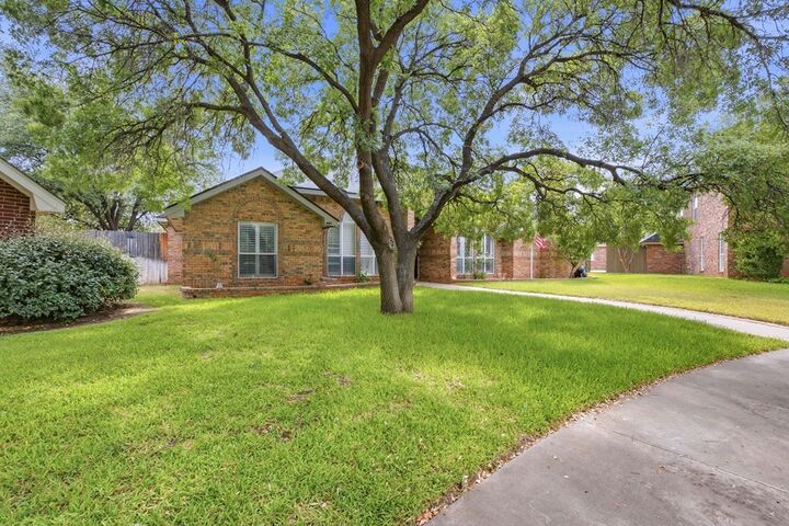 Property Photo: 4125 Fox Hollow Court TX 79707