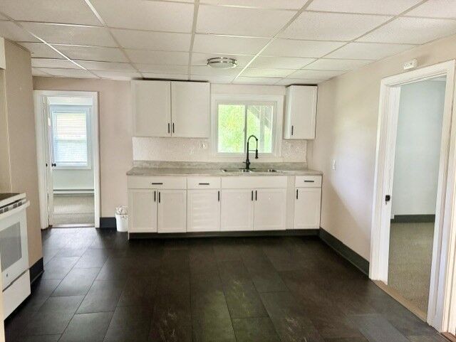 Property Photo:  152 High St 1  MA 01420 