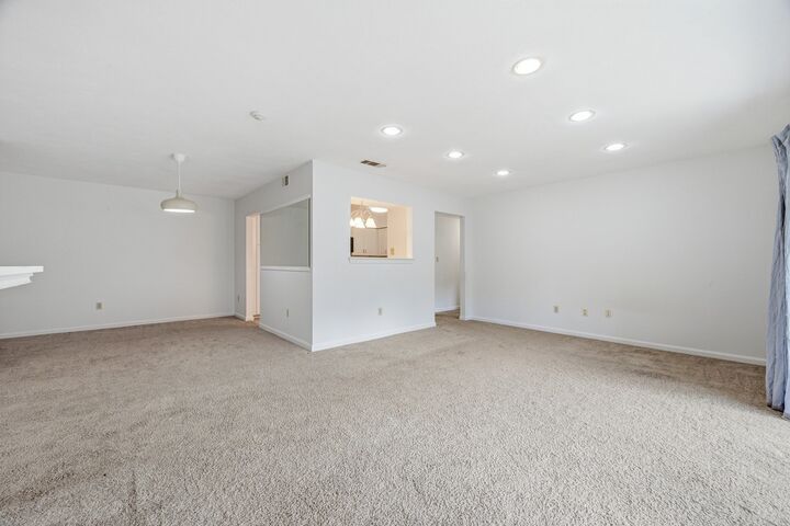 Property Photo:  5 April Ln 33  MA 02421 