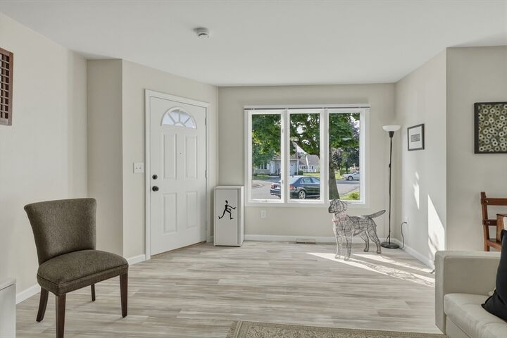 Property Photo:  505 Alvord Pl 505  MA 01075 