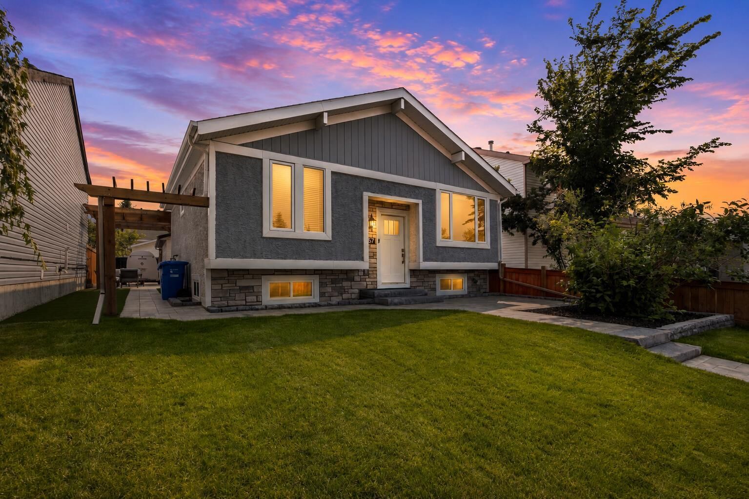 Property Photo:  157 Bird Crescent  AB T9H 4T1 