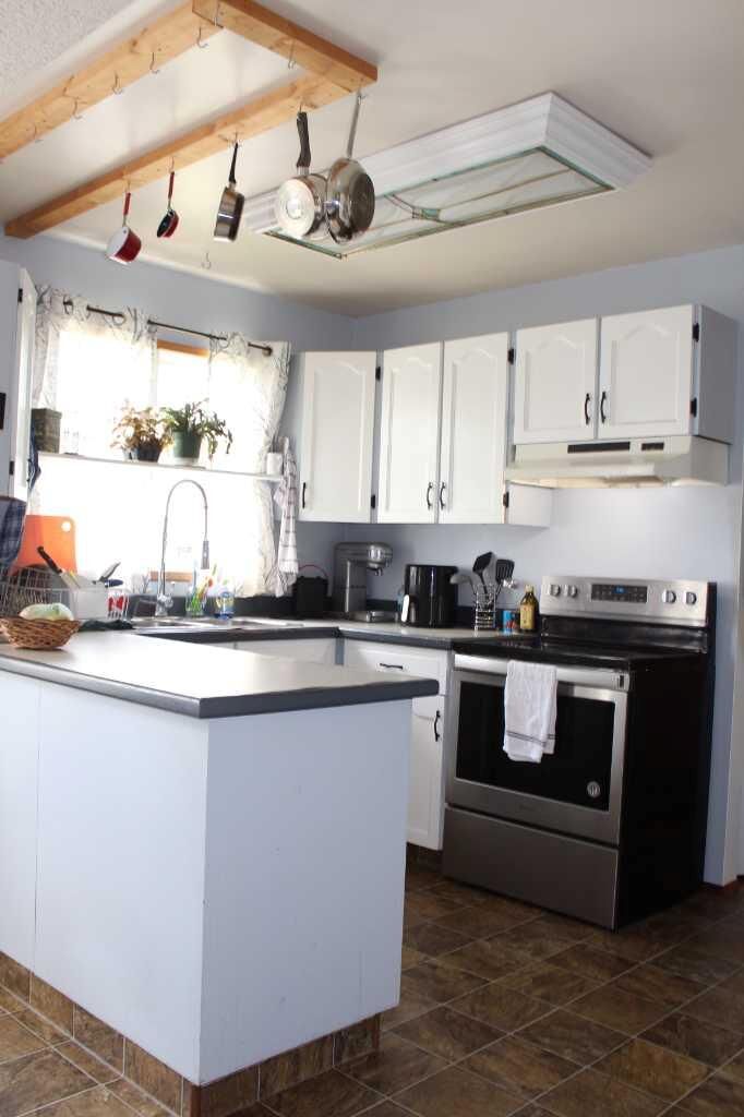 Property Photo: 420 3rd Street NE AB T0H 2M0