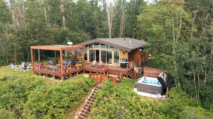 391 Birchcliff Road — photo 1