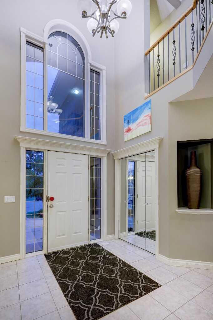 Property Photo:  40 Arbour Estates Green NW  AB T3G 4E7 