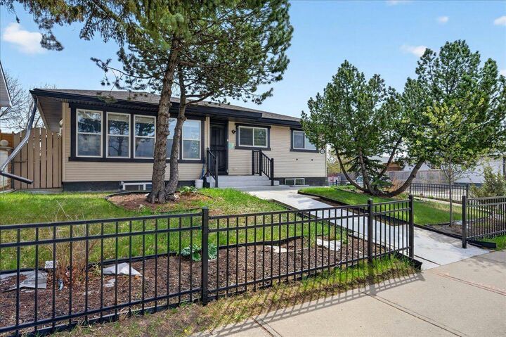 Property Photo: 3620 28 Street SE AB T2B 2H9