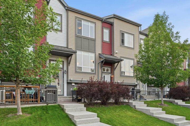 Property Photo: 656 Copperpond Boulevard SE AB T2Z 5B9