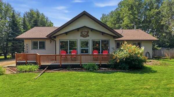 Property Photo: 80 Parkland Drive AB T0C 2J0