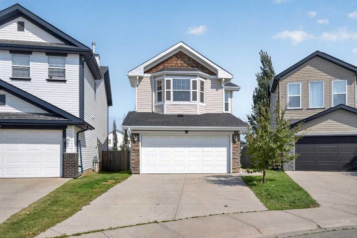 168 Covepark Rise NE — photo 1