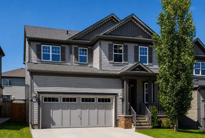 Property Photo: 150 Osborne Rise SW AB T4B 4A3