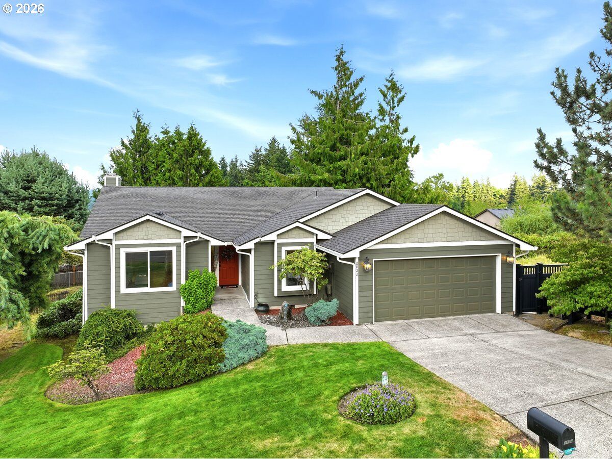 Property Photo:  2822 NW Ivy Ln  WA 98607 