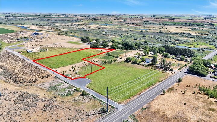 Property Photo:  0  Road J.3  NE  WA 98837 