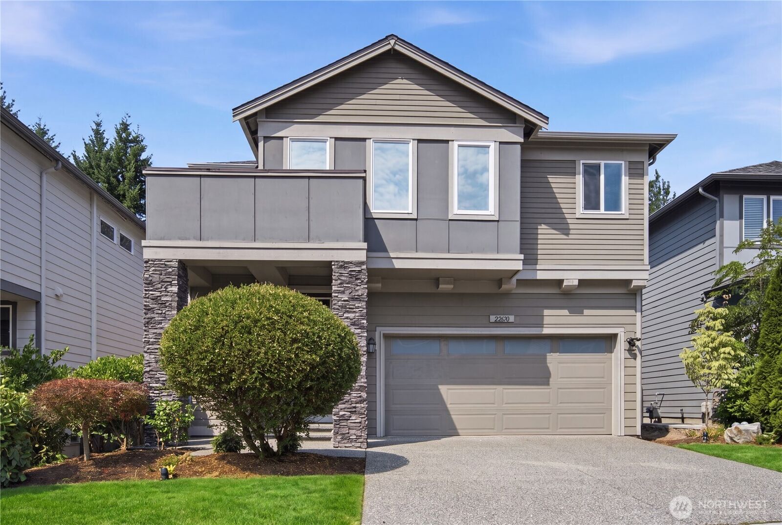 Property Photo:  22630  41st Drive SE  WA 98021 