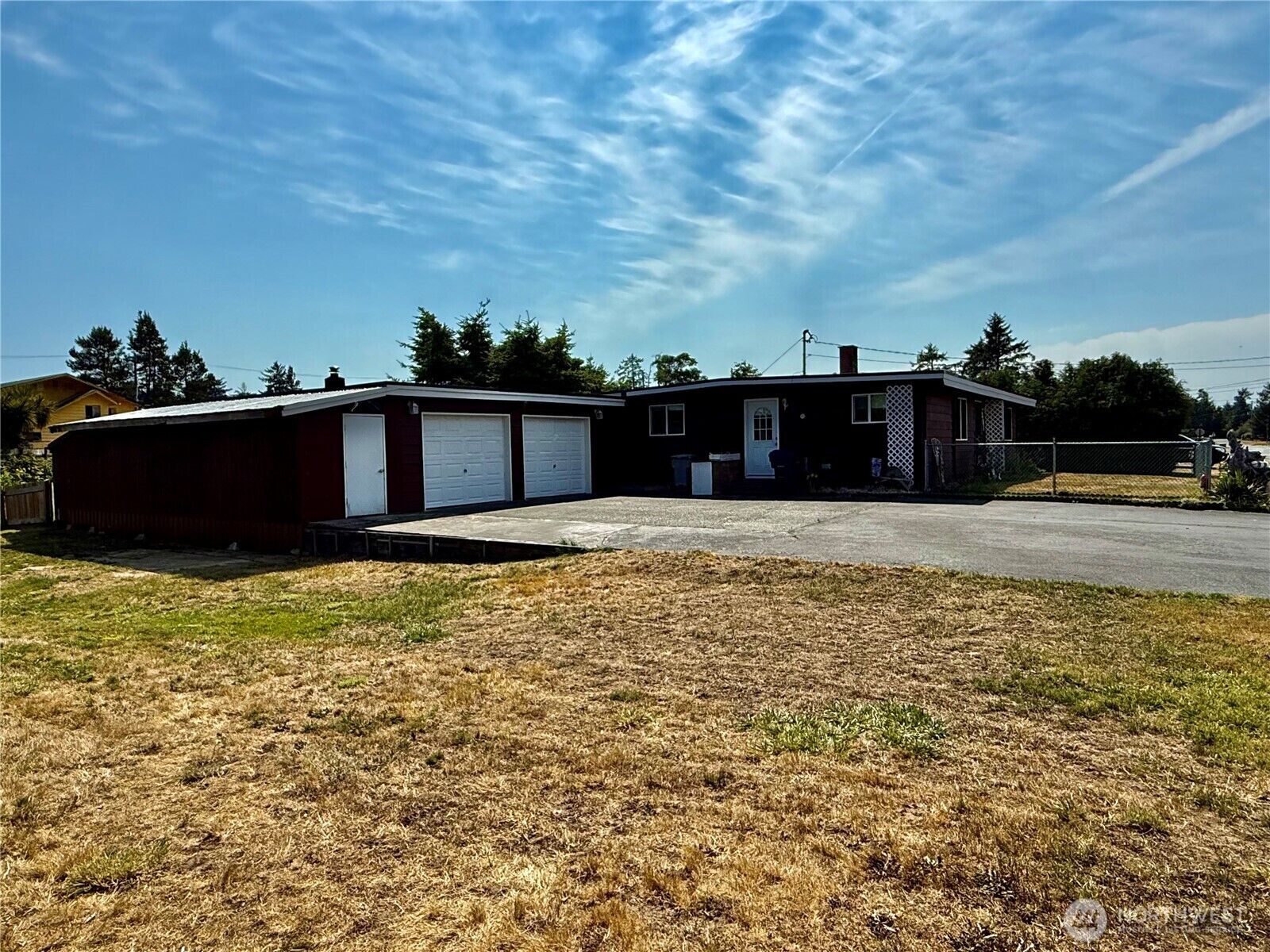 Property Photo:  201 W Seattle Avenue  WA 98595 