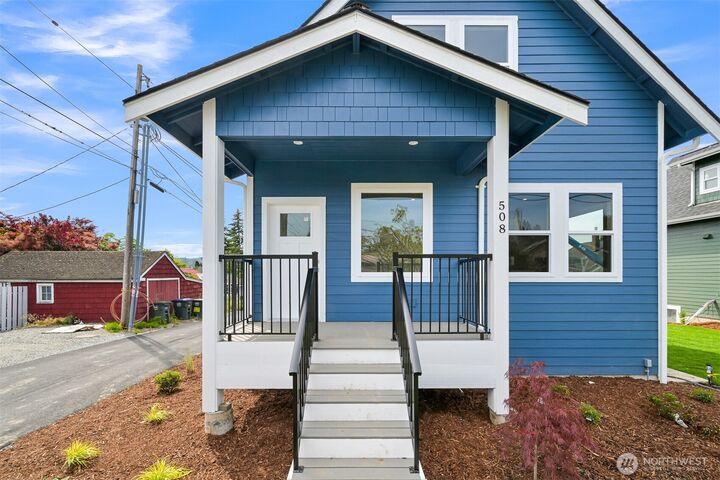 Property Photo:  508  Alabama Street  WA 98225 