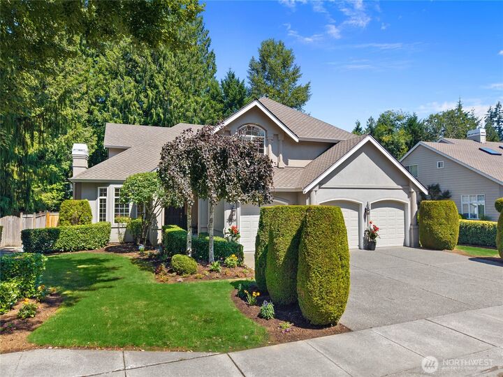 Property Photo: 20534 NE 33rd Court NE WA 98074