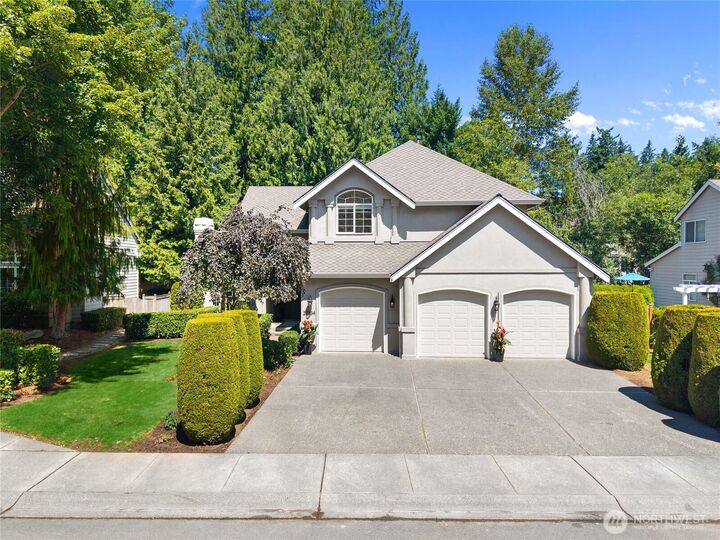 Property Photo:  20534 NE 33rd Court  WA 98074 