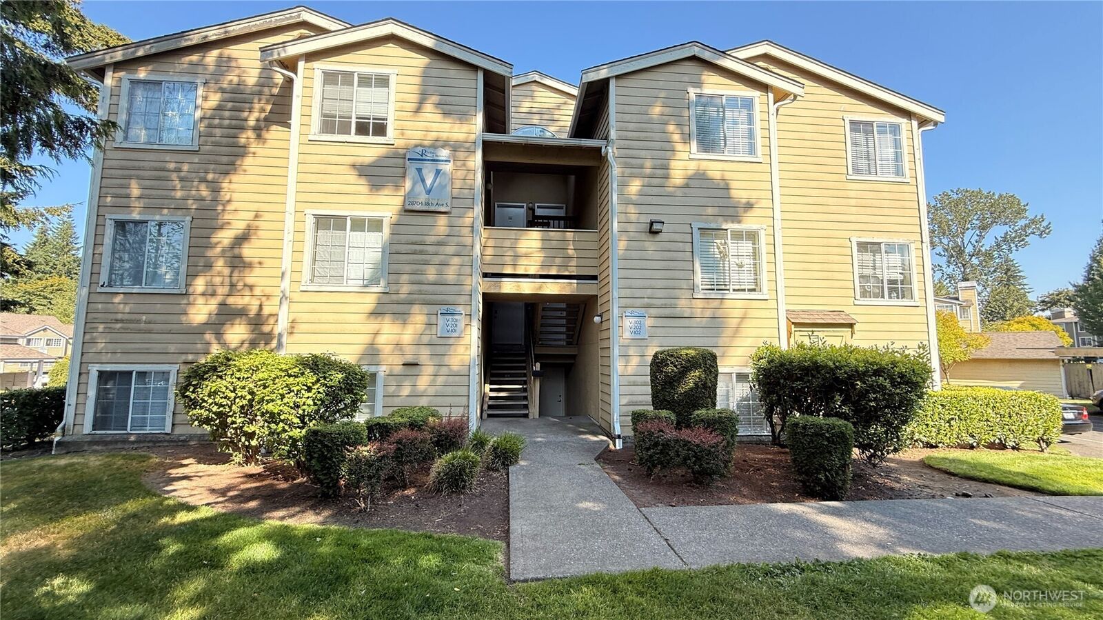 Property Photo:  28704  18th Avenue S V102  WA 98003 