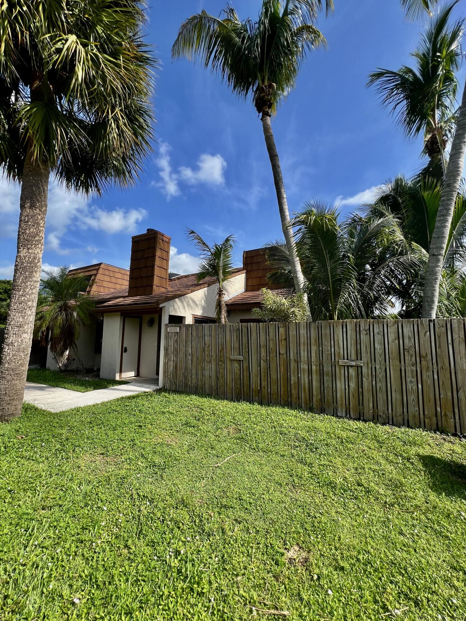 Property Photo:  4232 Palm Bay D  FL 33406 