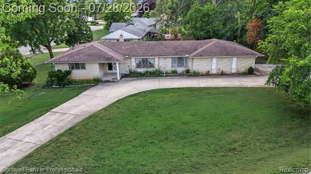 Property Photo:  430 Spezia Drive  MI 48371 