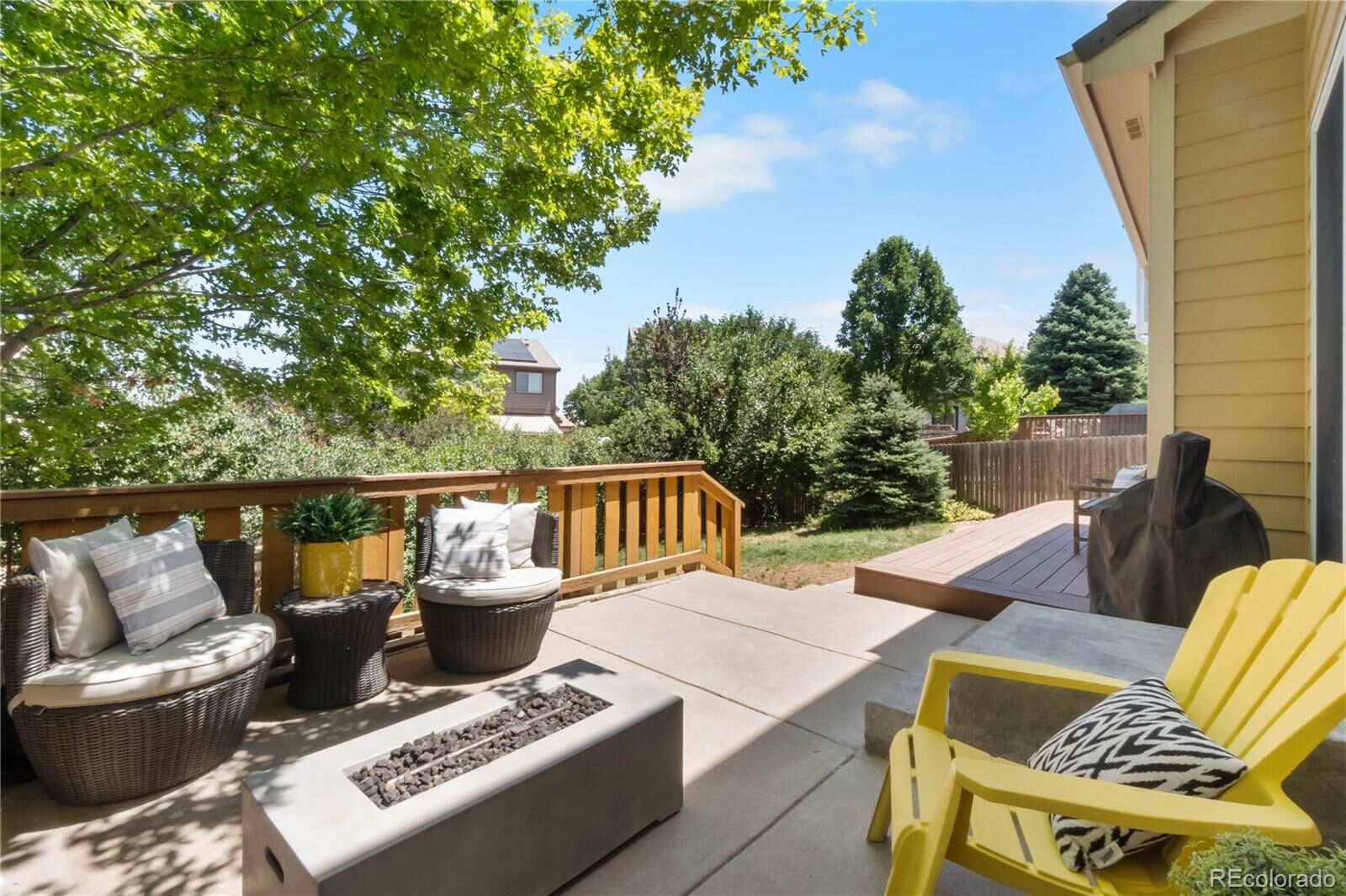 Property Photo: 4820 S Kirk Way CO 80015