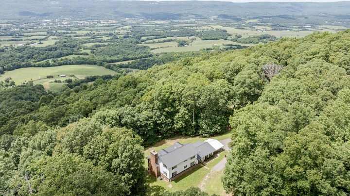 Property Photo: 165 Paglen Ridge Drive TN 37367