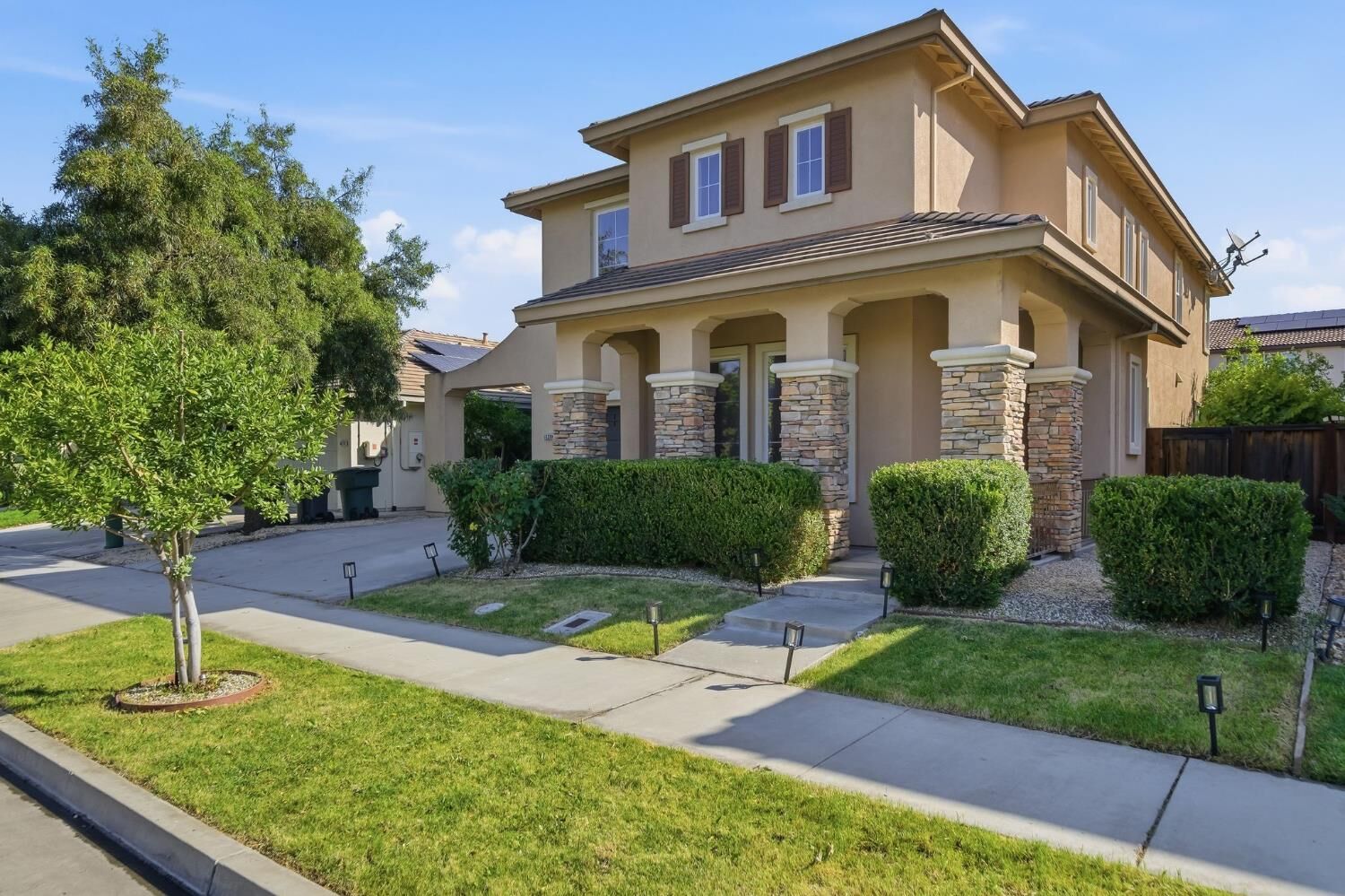 Property Photo: 16390 Adobe Way CA 95330