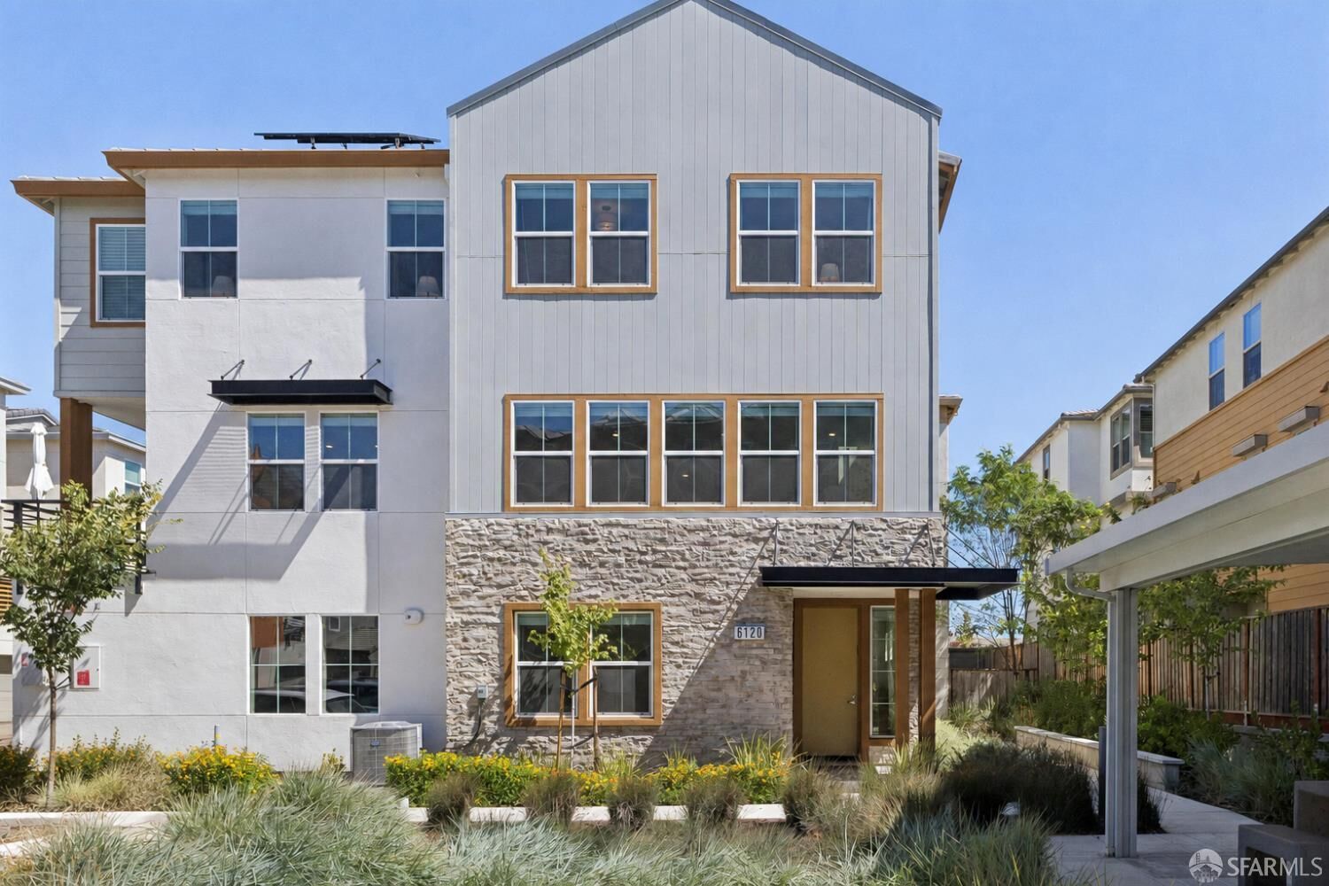 Property Photo: 6120 E Bullion Lane CA 94568