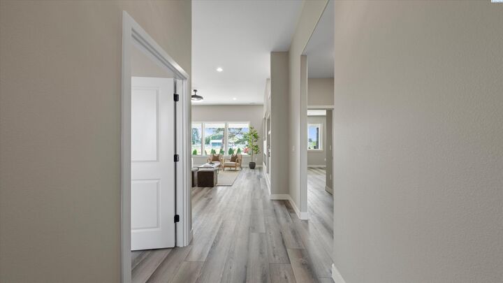 Property Photo:  21562 E SR 397  WA 99337 