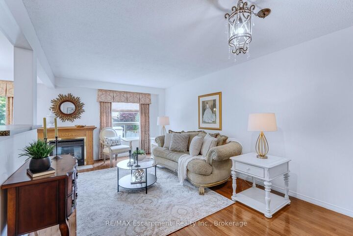 Property Photo: 117 Frances Avenue ON L8E 6A3