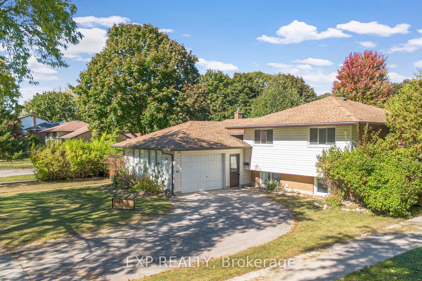 Property Photo:  1487 Beckworth Avenue Lower Unit  ON N5V 2K8 