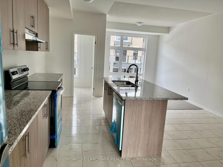 Property Photo: 1420 Coral Springs Path ON L1H 7K5