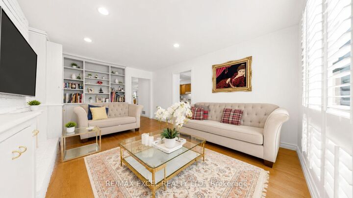 Property Photo: 30 Lambert Road ON L3T 7E4