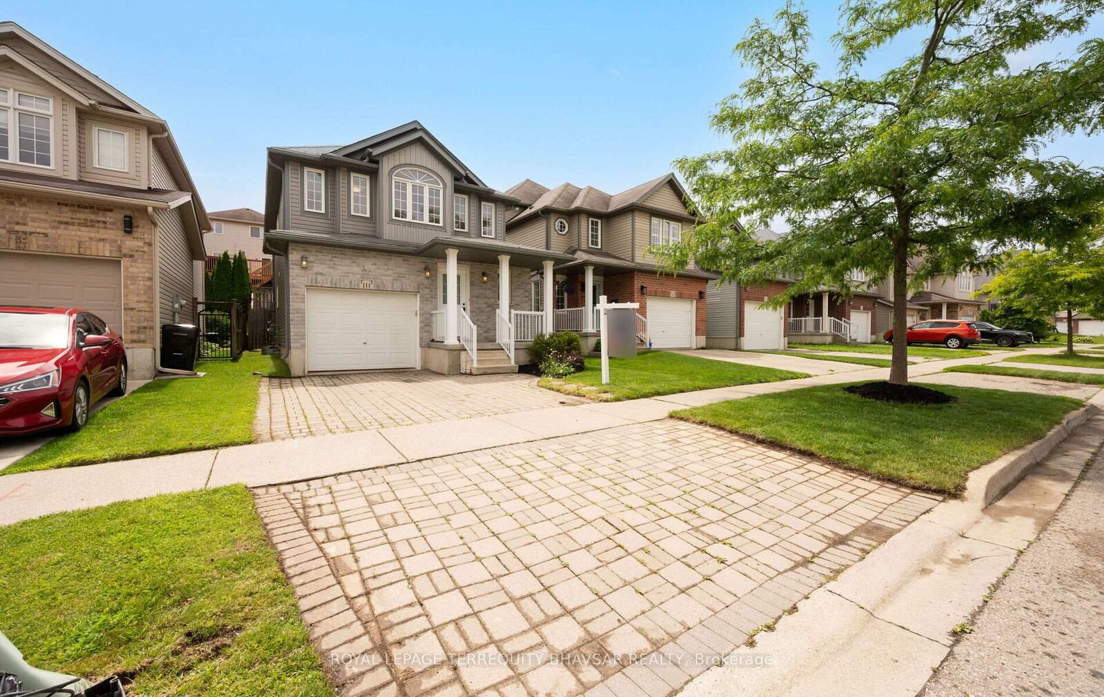 Property Photo:  111 Parkvale Drive  ON N2R 1Z6 