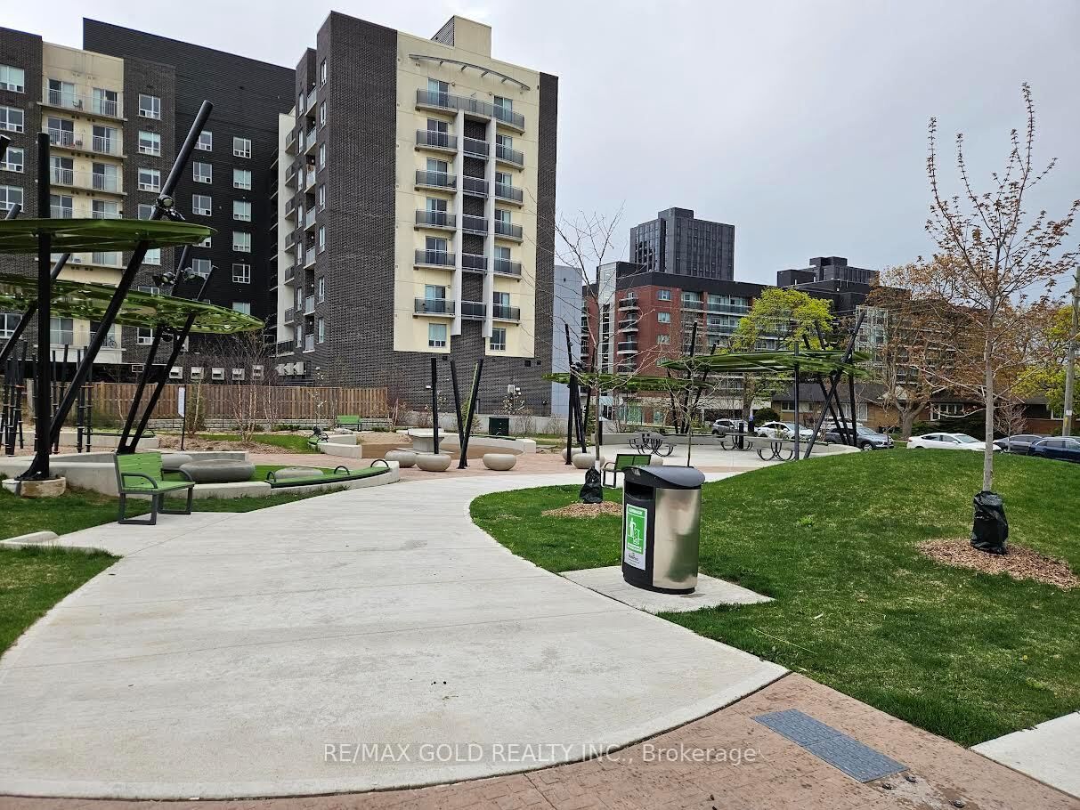 Property Photo: 280 Lester Street 623 ON N2L 0G2