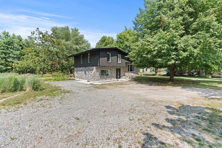 Photo de la propriété:  1546 Nigh Road  ON L2A 5M4 