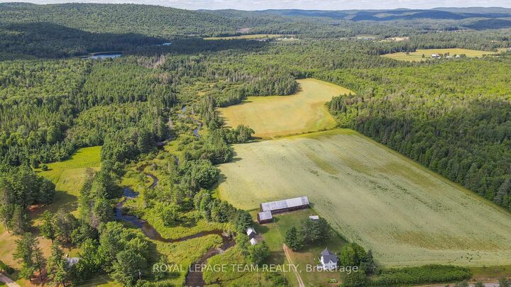 Property Photo: 4822 Palmer Road ON K0J 2E0