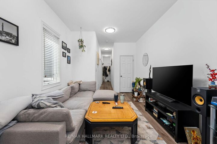 Property Photo:  123 Lansdowne Avenue  ON M6K 2W1 