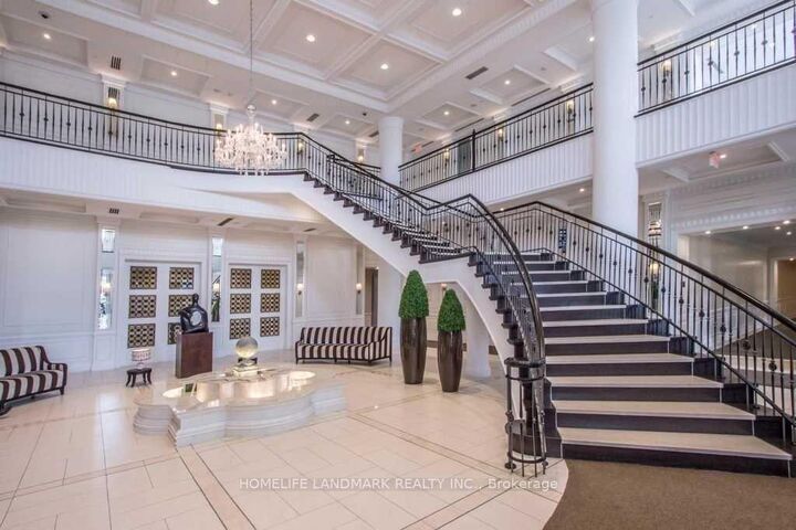 Property Photo: 25 Greenview Avenue 1620 ON M2M 0A5