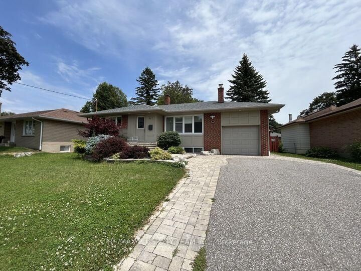 Property Photo:  223 Warden Wilson Avenue Bsmt  ON L1N 5L2 