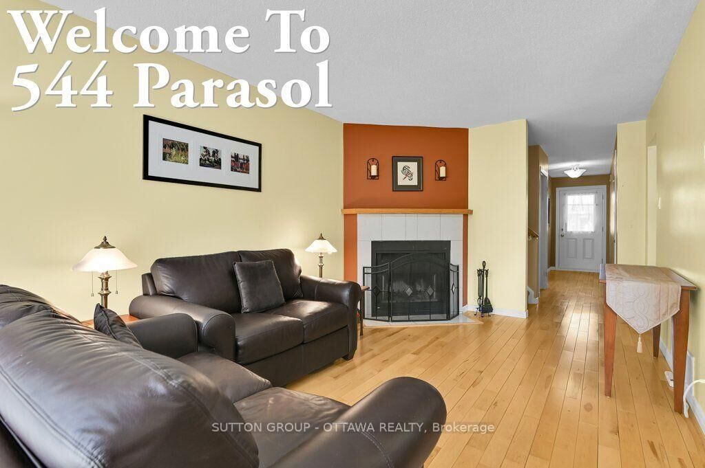 Property Photo: 544 Parasol Court 32 ON K4A 2X1